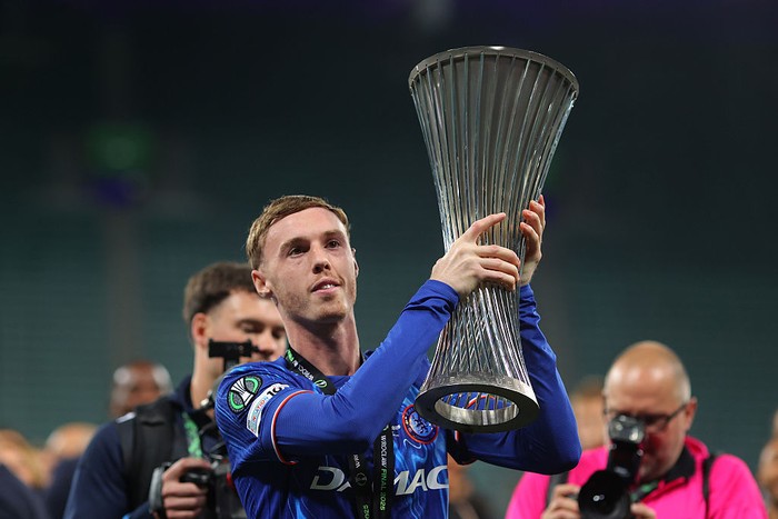 WROCLAW, POLAND - MAY 28: Cole Palmer of Chelsea lifts the UEFA Conference League Trophy after victory in the UEFA Conference League Final 2025 between Real Betis Balompie and Chelsea FC at Stadion Wroclaw on May 28, 2025 in Wroclaw, Poland. (Photo by James Gill - Danehouse/Getty Images)