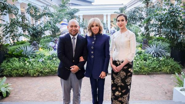 Potret Menpar Widiyanti Bersama Ibu Negara Prancis di Museum Nasional