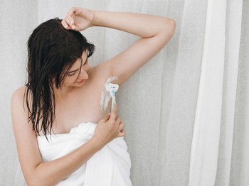 Ketika Perempuan Bebaskan Bulu Ketiak