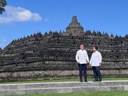 Prabowo Sopiri Macron-Brigitte dan Didit Naik Boogie Car di Candi Borobudur