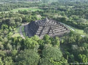 Stairlift di Borobudur Tuai Sorotan, InJourney dan Arkeolog Angkat Bicara Stairlift di Borobudur Tuai Sorotan, InJourney dan Arkeolog Angkat Bicara
