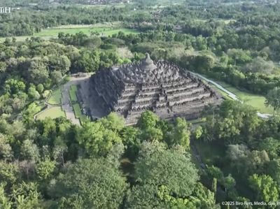 Deretan Tokoh Terkenal Dunia yang Pernah Datang ke Candi Borobudur