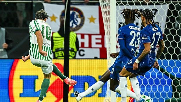 WROCLAW - Abdessamad Ezzalzouli of Real Betis scores the 1-0 during the UEFA Conference League Final match between Real Betis and Chelsea FC at the Stadion Miejski we Wroclawiu on May 25, 2025 in Wroclaw, Poland. ANP | Hollandse Hoogte | Gerrit van Keulen (Photo by ANP via Getty Images)