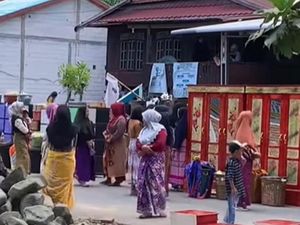 Viral Tradisi Attumate di Takalar, Keluarga Jenazah Sedekah Perabot ke Warga Viral Tradisi Attumate di Takalar, Keluarga Jenazah Sedekah Perabot ke Warga