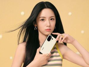 Desain Kece, Spek Ngeri! Vivo S30 Pro Mini Siap Bikin Kepincut Desain Kece, Spek Ngeri! Vivo S30 Pro Mini Siap Bikin Kepincut