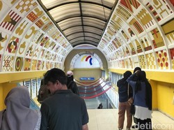 Cerita Warga Lebak Liburan ke Blok M: Cari yang Murah Meriah