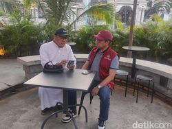 Pupus Harapan CJH Furoda Surabaya Usai Gagal Berangkat ke Tanah Suci Pupus Harapan CJH Furoda Surabaya Usai Gagal Berangkat ke Tanah Suci