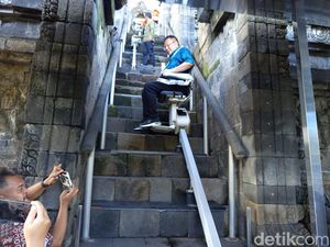Cara Kerja Stairlift di Candi Borobudur yang Dipasang Saat Kunjungan Macron Cara Kerja Stairlift di Candi Borobudur yang Dipasang Saat Kunjungan Macron