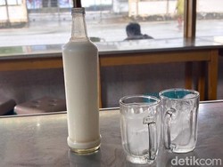 Rahasia Kenikmatan Es Susu Sari Kedelai Legendaris dari Samarinda Sejak 1986