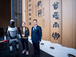 Kunjungi World Expo, Puan Bangga RI Hadirkan Unsur Kekayaan Alam-Budaya