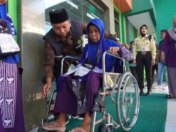 Marhamah, Jemaah Haji Tertua Jatim 104 Tahun Berangkat ke Tanah Suci