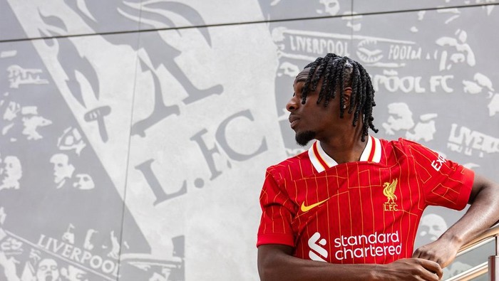 Jeremie Frimpong bergabung dengan Liverpool