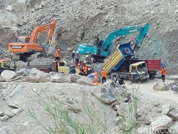 Tragedi Longsor Gunung Kuda Cirebon: 8 Korban Masih Hilang