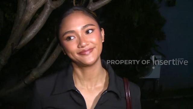 Berita Seputar Selebriti Insertlive Terkini : Pacaran Beda Usia 15 Tahun, Marion Jola Akui Banyak Belajar dari Dennis Talakua