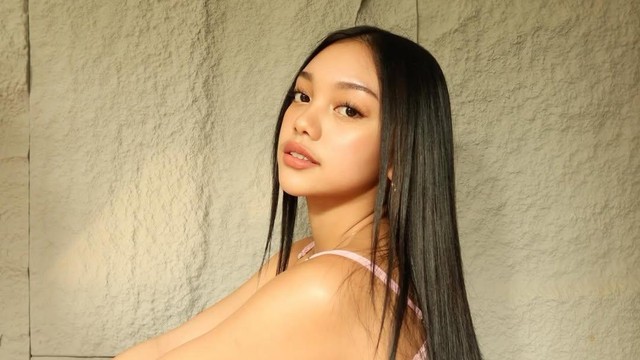 Kabar Terkini Artis dari InsertLive : Naura Ayu Santai Usai Putus dari Fadi Alaydrus: I'm Very Happy Now