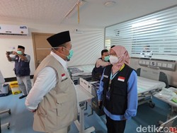 Video Tim Pengawas Haji DPR Sidak Sejumlah Fasilitas Jemaah di Madinah