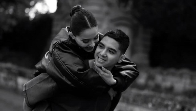 Kabar Terkini Artis dari InsertLive : Al Ghazali Sudah Urus Surat Nikah di KUA, Lokasi Pernikahan Masih Dirahasiakan