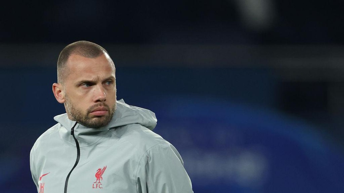 John Heitinga tinggalkan Liverpool, kini latih Ajax Amsterdam (Getty Images/Soccrates Images)