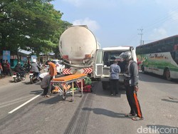 Pasutri Tertabrak Truk di Jalur Nasional Babat-Lamongan, Suami Tewas