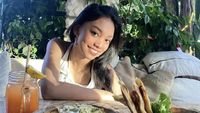 Keseruan Naura Ayu Makan di Kafe Canggu hingga Jajan Mochi di Jepang