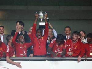 Momen MU Menang dari Hong Kong!