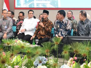 Mendes Yandri Susanto Dorong Sulut Jadi Percontohan Koperasi Desa Merah Putih Mendes Yandri Susanto Dorong Sulut Jadi Percontohan Koperasi Desa Merah Putih