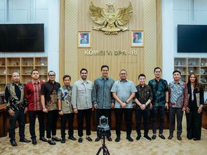 Pengusaha dan DPR Buka Posko Pengaduan Terkait Kerja Sama dengan BUMN Pengusaha dan DPR Buka Posko Pengaduan Terkait Kerja Sama dengan BUMN