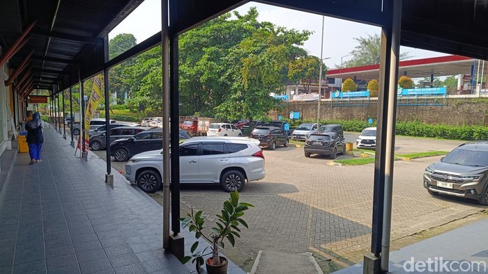 Suasana Rest Area Tol Jagorawi yang Disita Kejagung Suasana Rest Area Tol Jagorawi yang Disita Kejagung