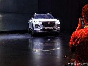 Pesona Suzuki Fronx: Pikat 10 Ribu Konsumen Sebelum Dijual