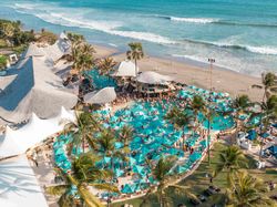 Bali Tidak Baik-baik Saja, 157 Karyawan Finns Recreation Club Di-PHK