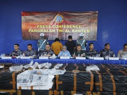 TNI AL Gagalkan Penyelundupan Bayi Lobster Senilai Rp 29 M di Merak