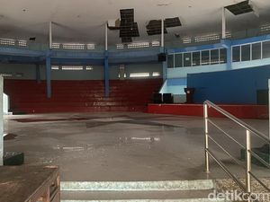 Nasib Gedung Seni Aher di Sukabumi: Terbengkalai-Ditutup Sementara Nasib Gedung Seni Aher di Sukabumi: Terbengkalai-Ditutup Sementara