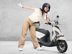 Honda Luncurkan Skutik Bergaya Unik, Harga Rp 20 Jutaan Honda Luncurkan Skutik Bergaya Unik, Harga Rp 20 Jutaan