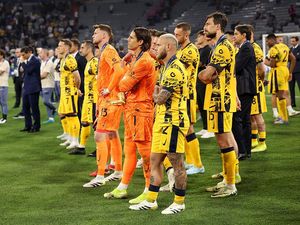 Inter Cuma Disambut Satu Suporter usai Dilibas PSG