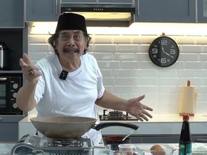 Video: Si Doel Jenguk Babe Jaja Miharja Video: Si Doel Jenguk Babe Jaja Miharja