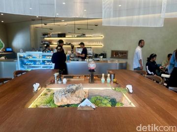 Di Kafe Ini Ada Slow Bar untuk Menikmati Matcha Secara Personal Di Kafe Ini Ada Slow Bar untuk Menikmati Matcha Secara Personal