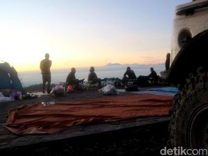 Jelajah Wisata Alam Bojonegoro Bersama Komunitas Jeep Offroad Jelajah Wisata Alam Bojonegoro Bersama Komunitas Jeep Offroad
