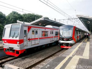 KRL Made in China Resmi Operasi, Punya Banyak Fitur Baru KRL Made in China Resmi Operasi, Punya Banyak Fitur Baru