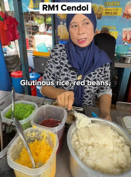Murah Banget! Cendol Topping Komplet Hanya Rp 3 Ribuan