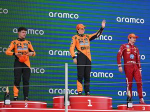 F1 GP Spanyol 2025: Piastri Menang, McLaren Double Podium F1 GP Spanyol 2025: Piastri Menang, McLaren Double Podium