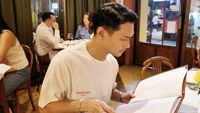 Potret Afgan Kulineran di Bangkok hingga Makan-makan Bareng Jackson Wang