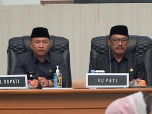 100 Hari Kerja Bupati Asep Japar, Perbaikan Jalan hingga Kredit UMKM