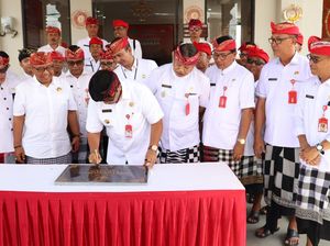 Bupati Sanjaya Resmikan Kantor Camat Tabanan Bupati Sanjaya Resmikan Kantor Camat Tabanan
