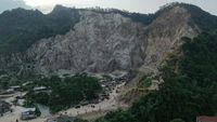 Fakta-fakta Baru Tambang Maut Gunung Kuda Cirebon