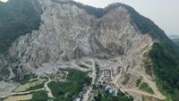 Foto Udara Tambang Batu yang Longsor di Cirebon, Kini Izin Dicabut
