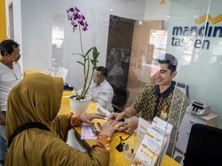 Rp 21 Triliun Uang Negara Sudah Cair buat Gaji ke-13