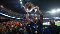 Donnarumma tampil apik bersama PSG di musim 2024/2025. Sang kiper juga bawa PSG raih titel Liga Champions untuk pertama kalinya dalam sejarah (Reuters)