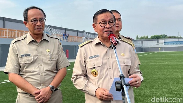 Gubernur Jakarta Pramono Anung di Stadion Tugu Jakut. (Anggi/detikcom) Gubernur Jakarta Pramono Anung di Stadion Tugu Jakut. (Anggi/detikcom)