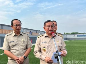 Tinjau Stadion Tugu Jakut, Pramono: Rumputnya Sudah Bersertifikasi FIFA Tinjau Stadion Tugu Jakut, Pramono: Rumputnya Sudah Bersertifikasi FIFA