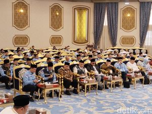 Kemenag Jelaskan Skema Armuzna-Layanan Jemaah Haji di Rapat Timwas Kemenag Jelaskan Skema Armuzna-Layanan Jemaah Haji di Rapat Timwas